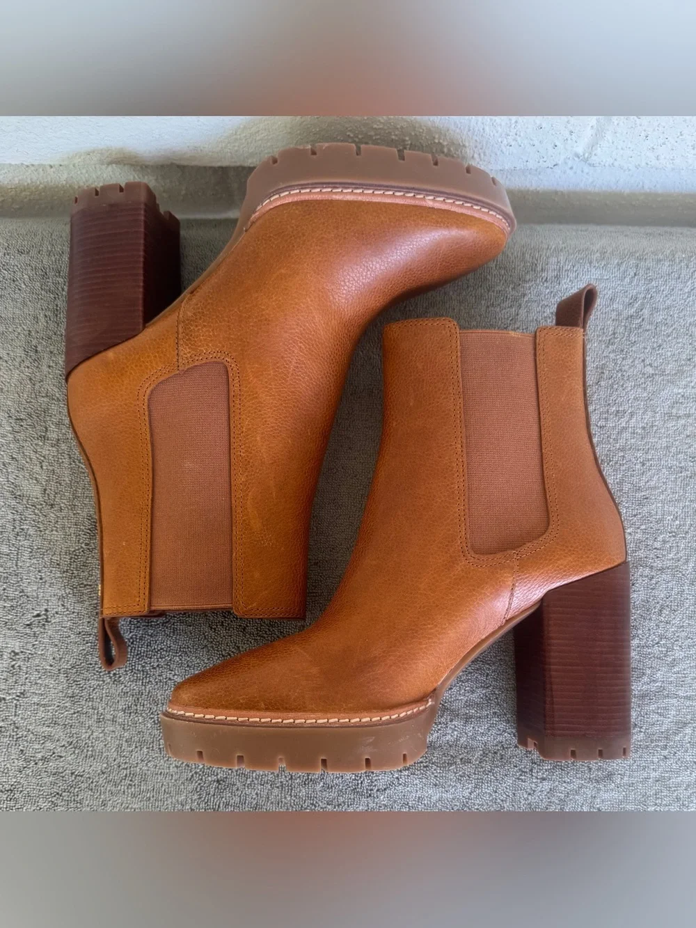 TORY BURCH CARSON LUG SOLE ANKLE BOOT Toasted Caramel Size 8